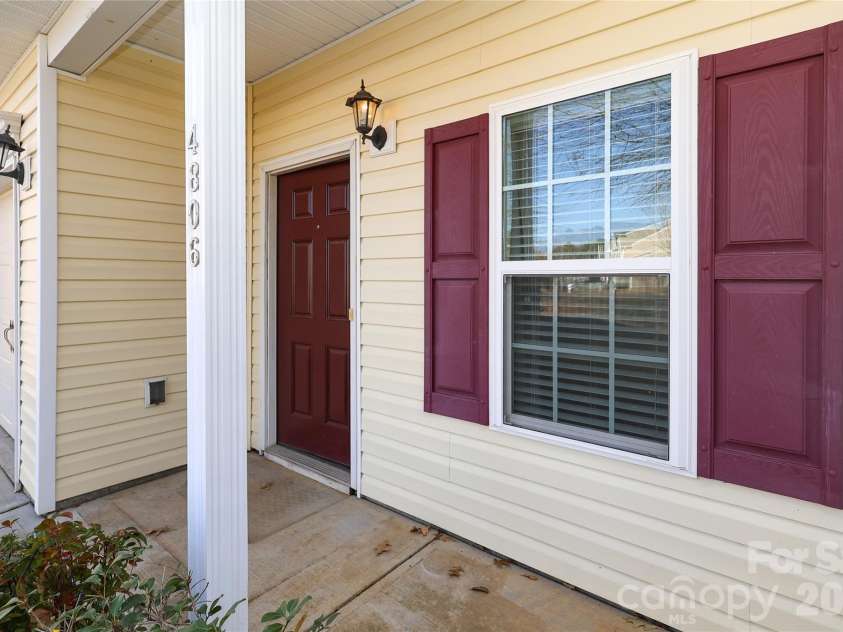 4806 Lynn Lee Circle, Charlotte, NC 28269.  MLS# CAR4334899, YatesRealty ID 4652. 