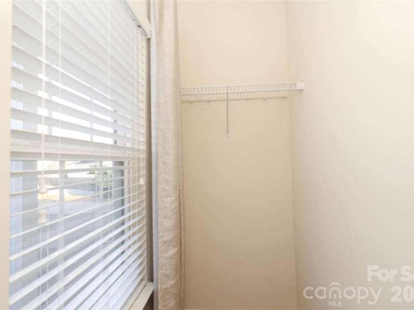 4806 Lynn Lee Circle, Charlotte, NC 28269.  MLS# CAR4334899, YatesRealty ID 4652. 