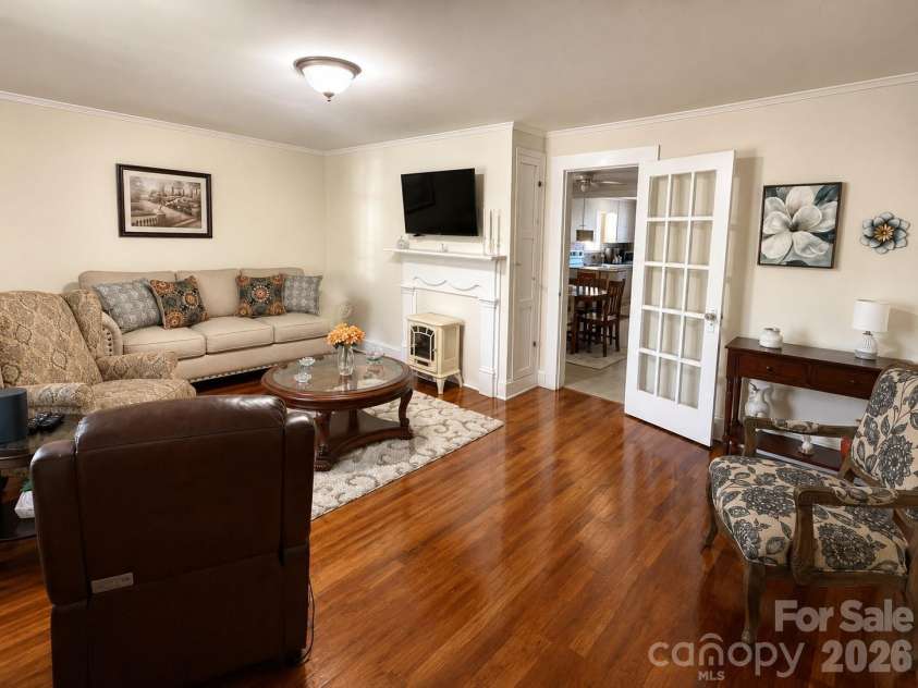 227 12th Street, Salisbury, NC 28144.  MLS# CAR4417641, YatesRealty ID 46521. 
