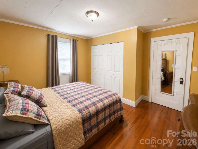 227 12th Street, Salisbury, NC 28144.  MLS# CAR4417641, YatesRealty ID 46521. 