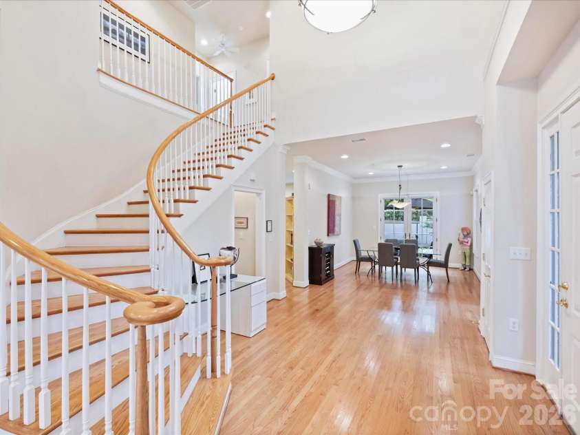 306 Wendover Heights Circle, Charlotte, NC 28211.  MLS# CAR4416402, YatesRealty ID 46522. 