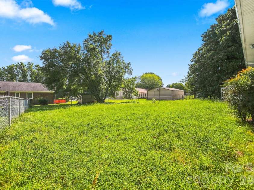 2103 2nd Avenue, Hickory, NC 28601.  MLS# CAR4417650, YatesRealty ID 46523. Backyard with Fence