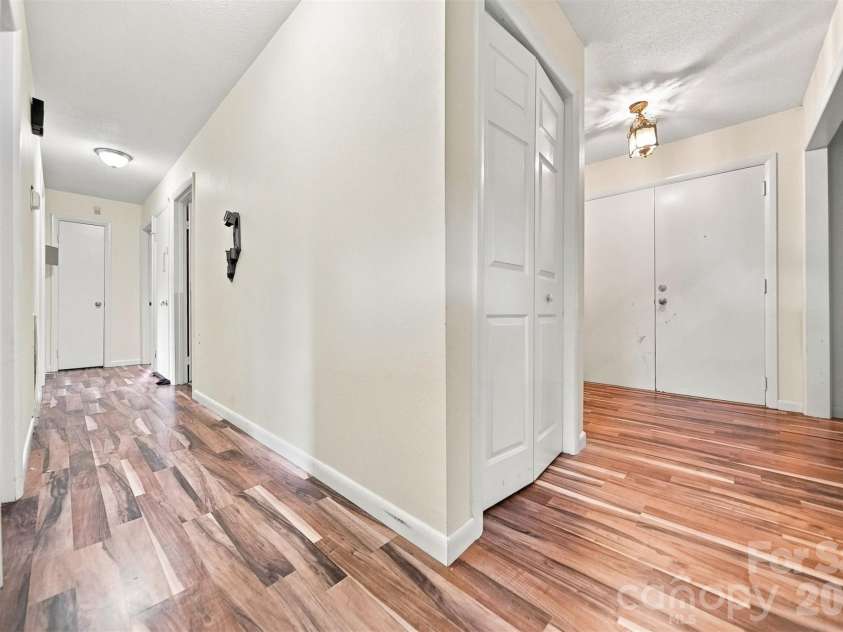 2103 2nd Avenue, Hickory, NC 28601.  MLS# CAR4417650, YatesRealty ID 46523. Hallway and Front Foyer