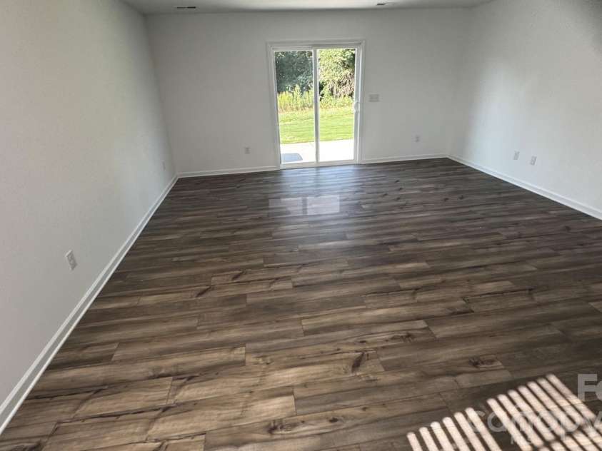 4060 Oxford Glen Drive, Claremont, NC 28610.  MLS# CAR4417410, YatesRealty ID 46524. 