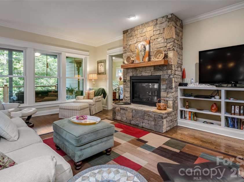 15 Stills Creek Loop, Fairview, NC 28730.  MLS# CAR4416249, YatesRealty ID 46525. 