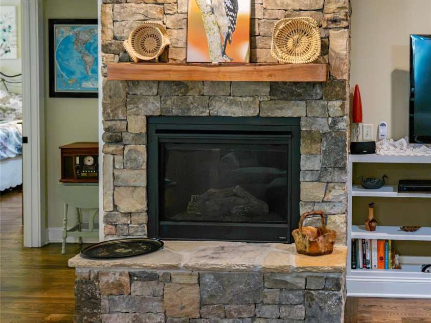 15 Stills Creek Loop, Fairview, NC 28730.  MLS# CAR4416249, YatesRealty ID 46525. 