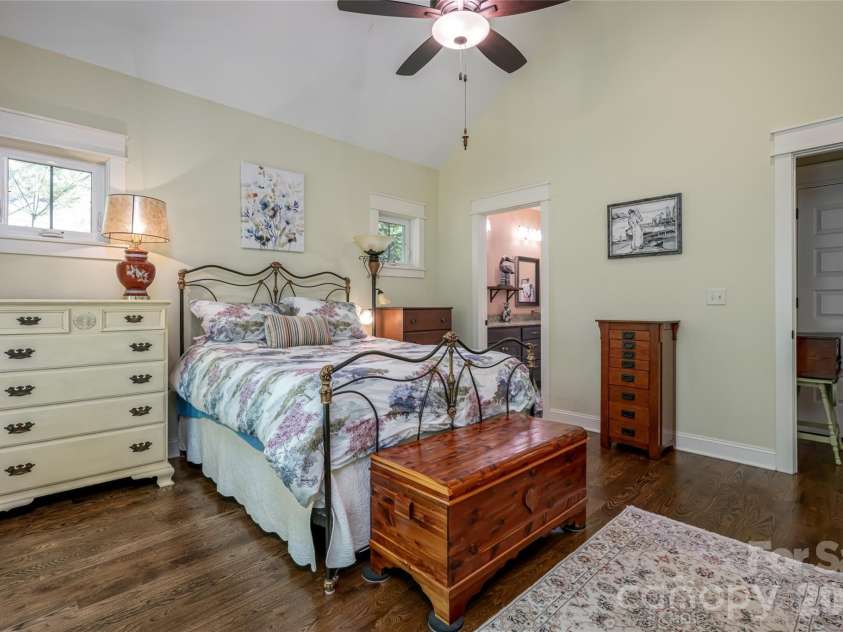 15 Stills Creek Loop, Fairview, NC 28730.  MLS# CAR4416249, YatesRealty ID 46525. 
