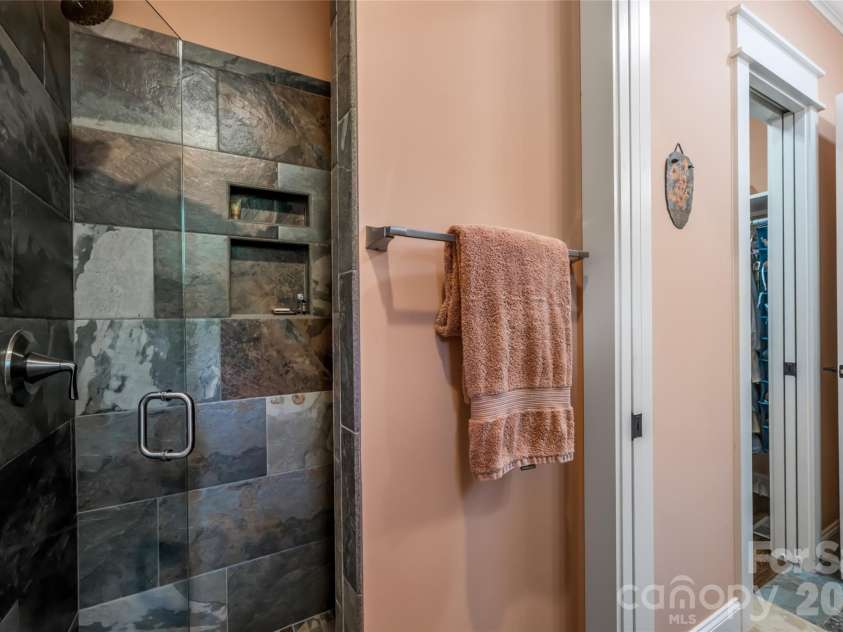 15 Stills Creek Loop, Fairview, NC 28730.  MLS# CAR4416249, YatesRealty ID 46525. 