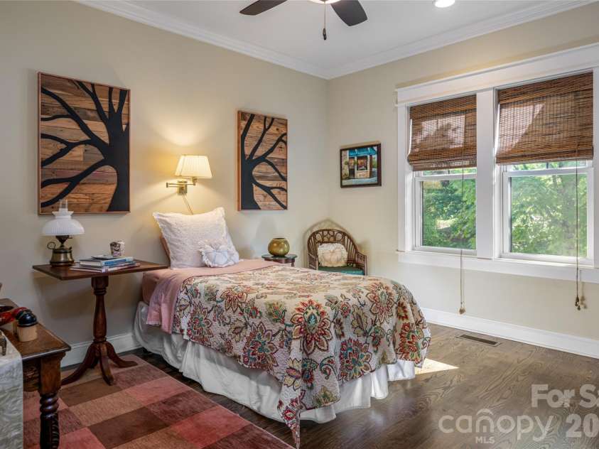 15 Stills Creek Loop, Fairview, NC 28730.  MLS# CAR4416249, YatesRealty ID 46525. 