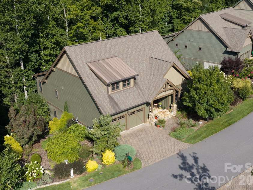15 Stills Creek Loop, Fairview, NC 28730.  MLS# CAR4416249, YatesRealty ID 46525. 