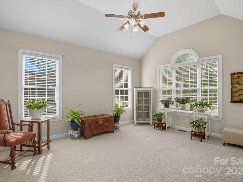 1314 Crooked Stick Drive, Rock Hill, SC 29730.  MLS# CAR4310285, YatesRealty ID 46526. Blinds throughout the home