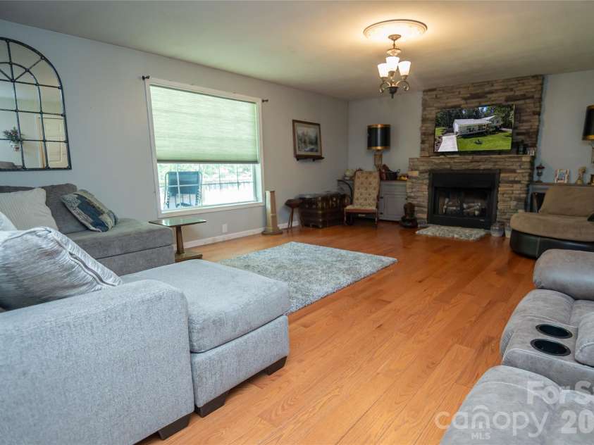 100 Woodlea Drive, Morganton, NC 28655.  MLS# CAR4417775, YatesRealty ID 46527. 