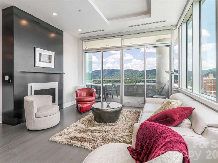 151 Haywood Street, Asheville, NC 28801.  MLS# CAR4257598, YatesRealty ID 4653. 