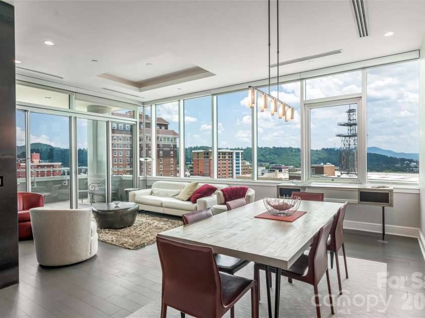 151 Haywood Street, Asheville, NC 28801.  MLS# CAR4257598, YatesRealty ID 4653. 