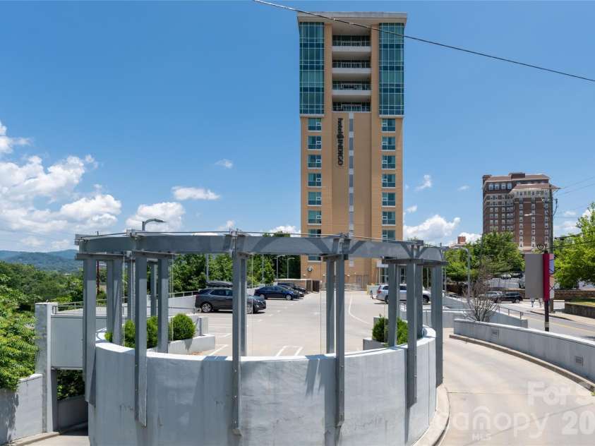 151 Haywood Street, Asheville, NC 28801.  MLS# CAR4257598, YatesRealty ID 4653. 