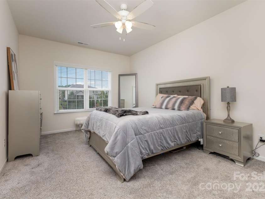 8651 Shadetree Street, Huntersville, NC 28078.  MLS# CAR4284717, YatesRealty ID 4653. Bedroom # 4
