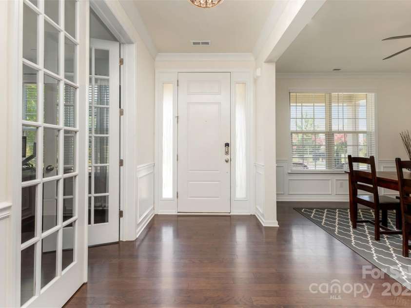 8651 Shadetree Street, Huntersville, NC 28078.  MLS# CAR4284717, YatesRealty ID 4653. Entry way