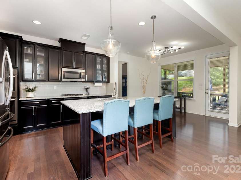8651 Shadetree Street, Huntersville, NC 28078.  MLS# CAR4284717, YatesRealty ID 4653. Kitchen