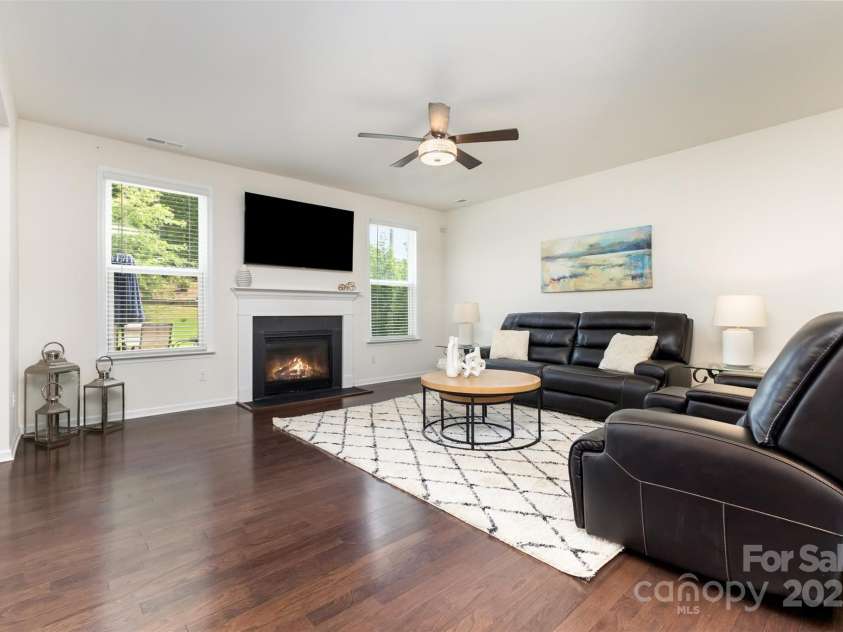 8651 Shadetree Street, Huntersville, NC 28078.  MLS# CAR4284717, YatesRealty ID 4653. Living room