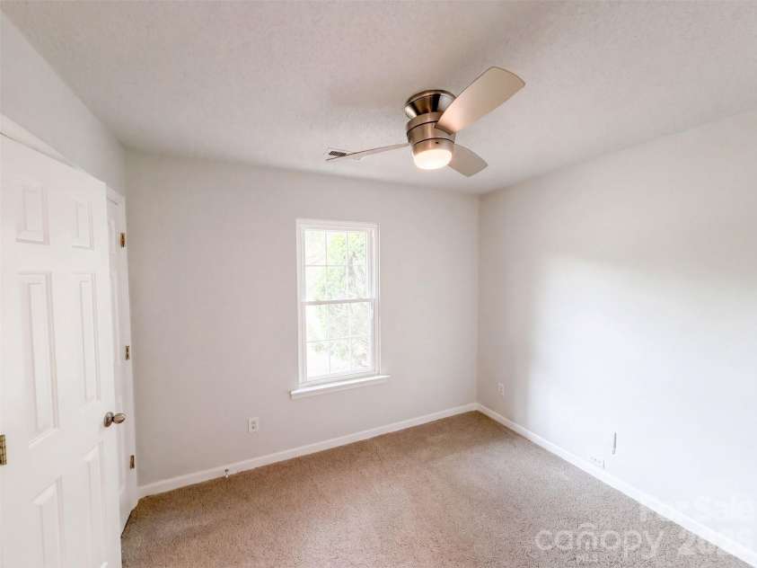 1412 Bells Knox Road, Charlotte, NC 28214.  MLS# CAR4417793, YatesRealty ID 46533. 