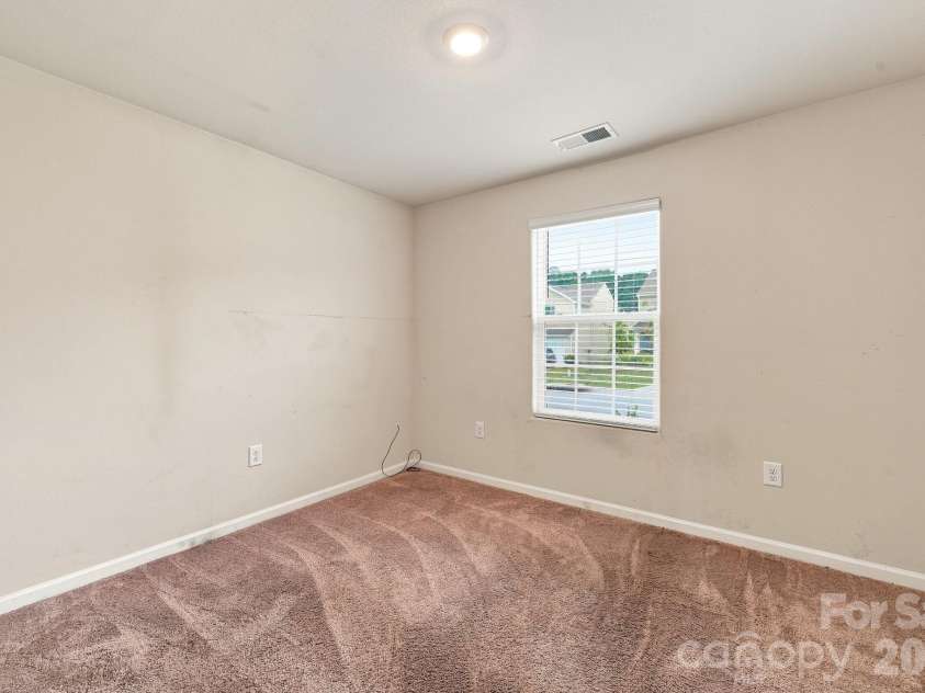 3325 Brighton Drive, Gastonia, NC 28052.  MLS# CAR4417796, YatesRealty ID 46536. 