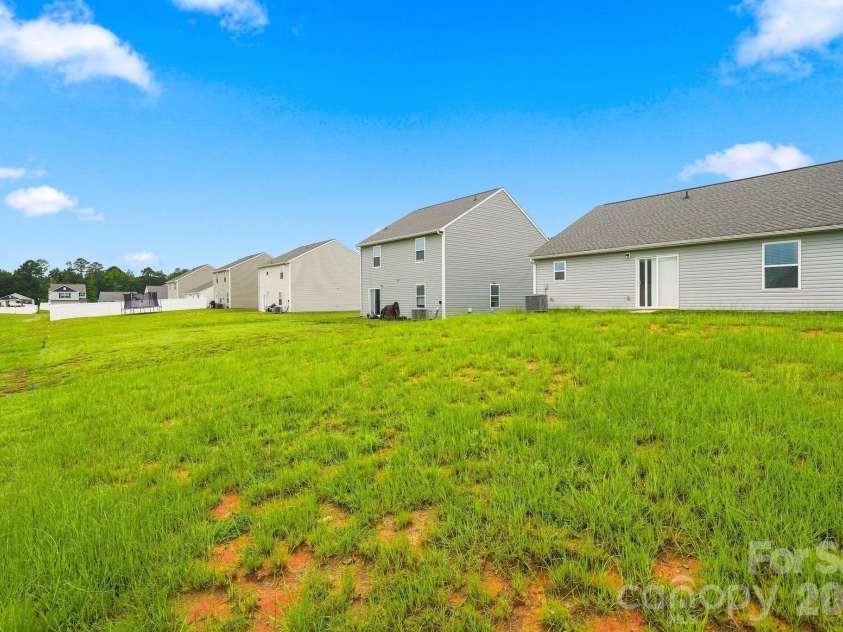 3325 Brighton Drive, Gastonia, NC 28052.  MLS# CAR4417796, YatesRealty ID 46536. 