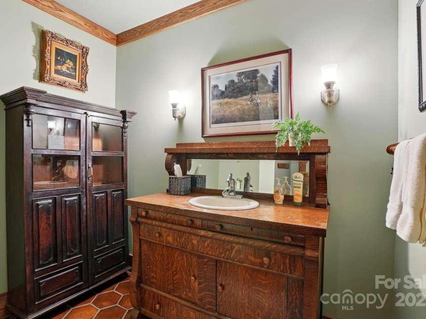 111 Flora Rose Trail, Asheville, NC 28803.  MLS# CAR4239614, YatesRealty ID 4654. 