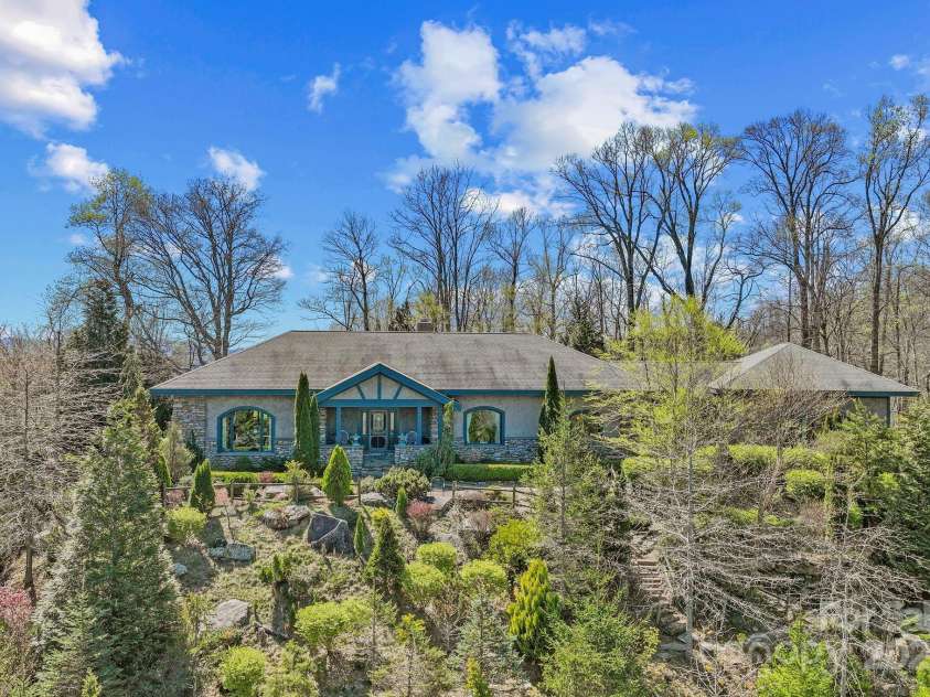 111 Flora Rose Trail, Asheville, NC 28803.  MLS# CAR4239614, YatesRealty ID 4654. 