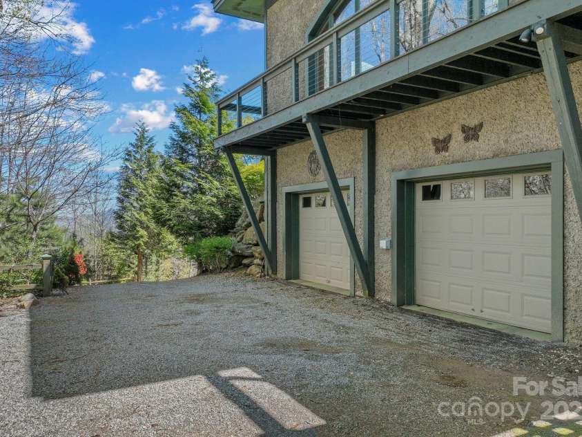 111 Flora Rose Trail, Asheville, NC 28803.  MLS# CAR4239614, YatesRealty ID 4654. 