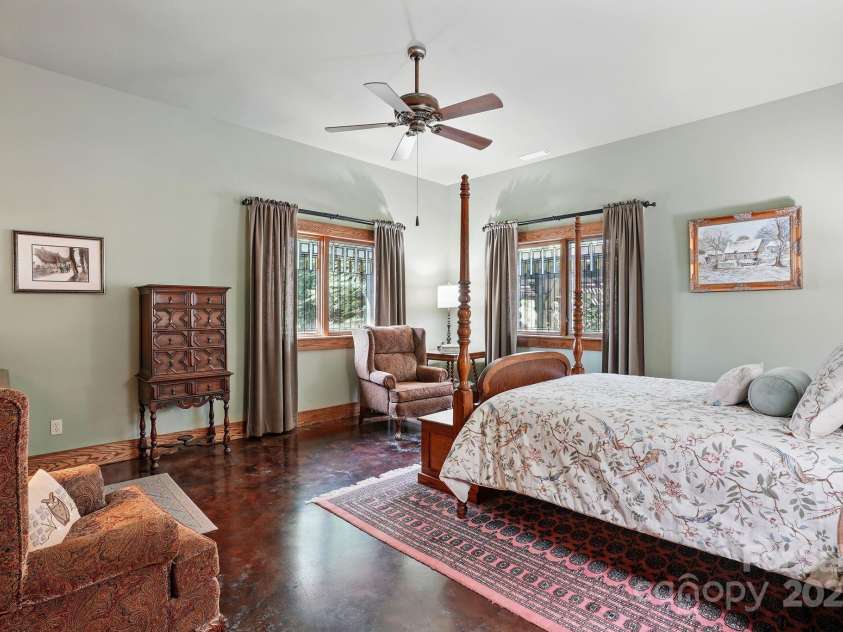 111 Flora Rose Trail, Asheville, NC 28803.  MLS# CAR4239614, YatesRealty ID 4654. Primary bedroom on main level - relax like Kings and Queens