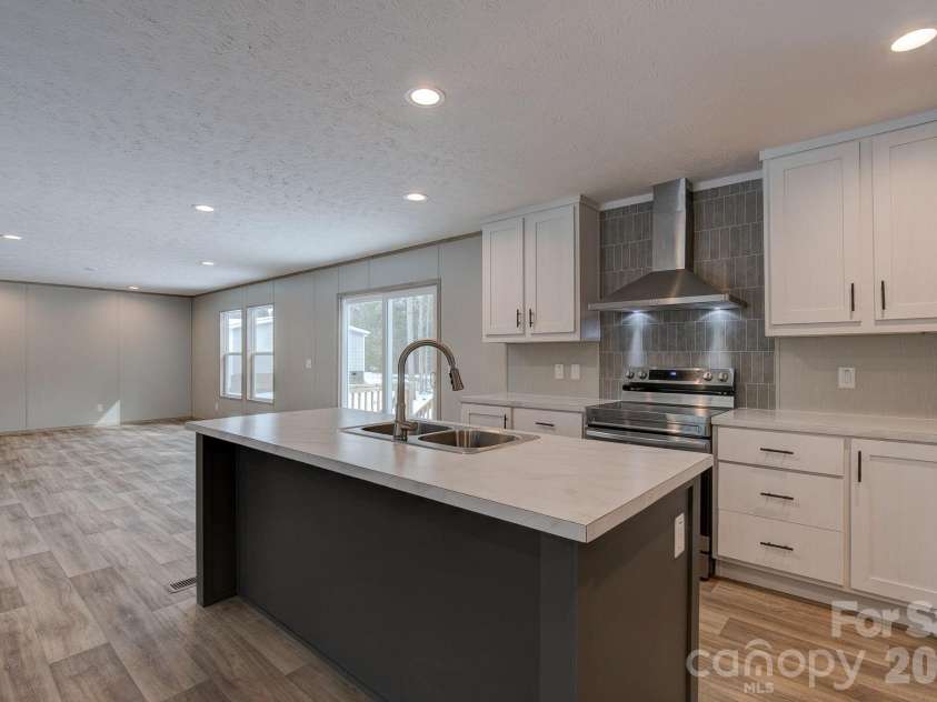 974 Old York Road, Chester, SC 29706.  MLS# CAR4343137, YatesRealty ID 4654. 