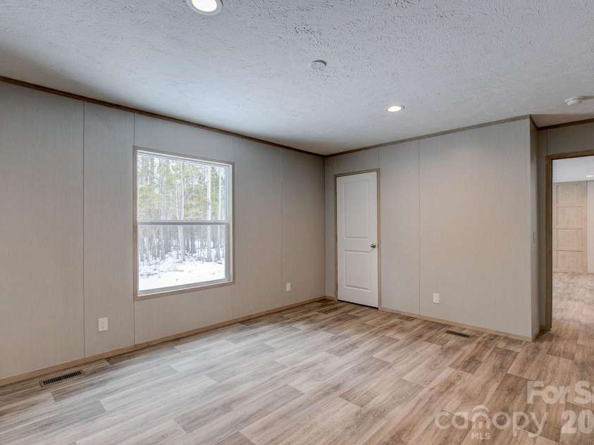 974 Old York Road, Chester, SC 29706.  MLS# CAR4343137, YatesRealty ID 4654. 