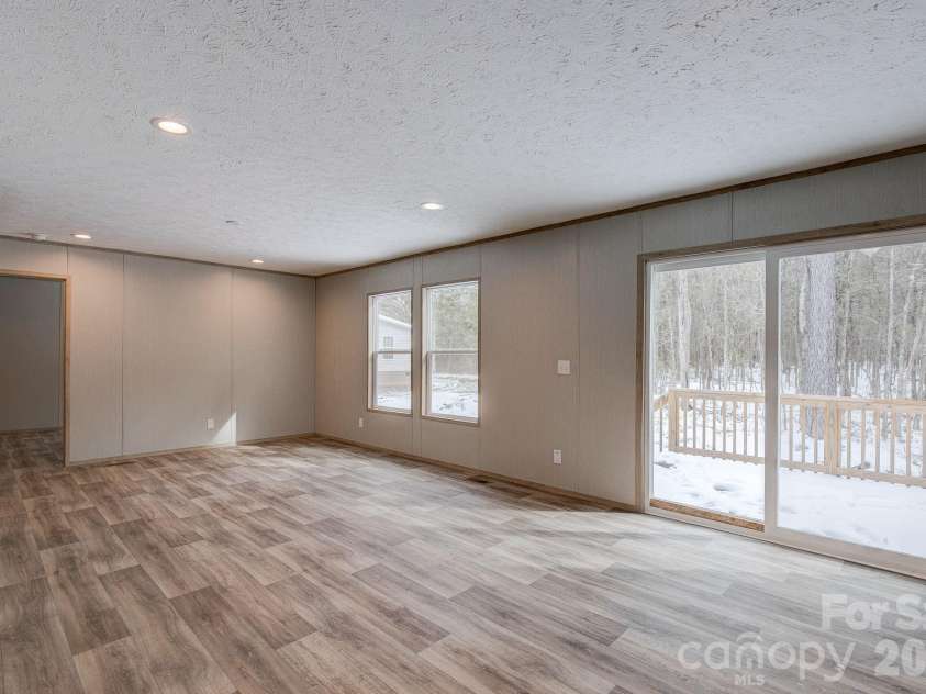 974 Old York Road, Chester, SC 29706.  MLS# CAR4343137, YatesRealty ID 4654. 