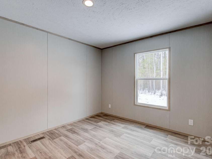 974 Old York Road, Chester, SC 29706.  MLS# CAR4343137, YatesRealty ID 4654. 