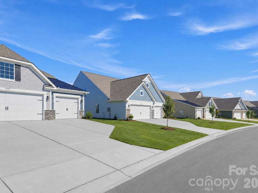 5333 Redbud Road, Lancaster, SC 29720.  MLS# CAR4417811, YatesRealty ID 46541. 
