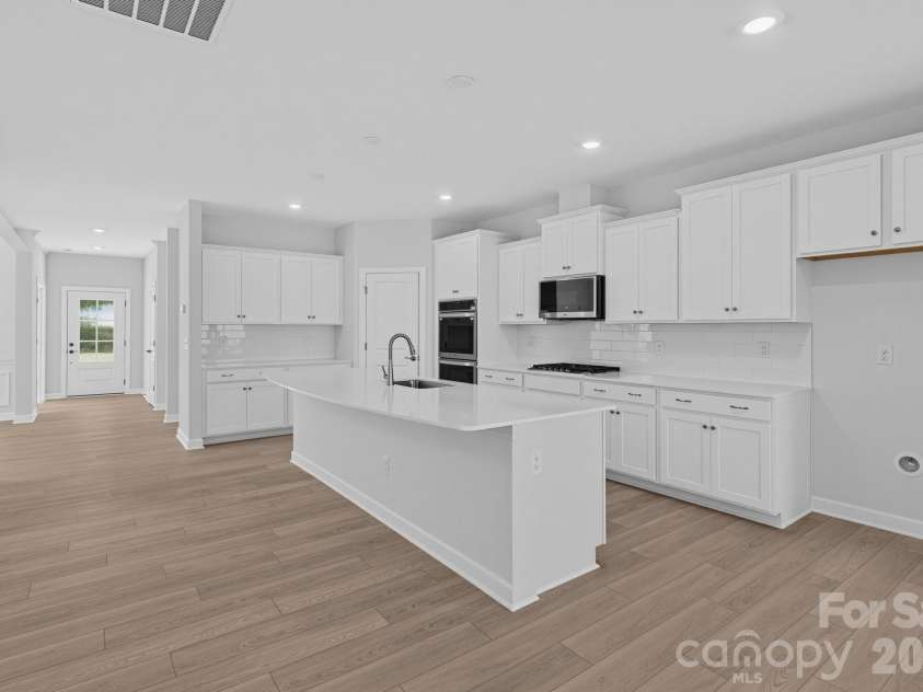 5333 Redbud Road, Lancaster, SC 29720.  MLS# CAR4417811, YatesRealty ID 46541. 