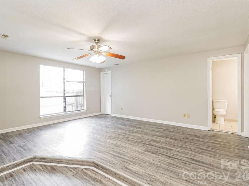 6701 Woodthrush Drive, Charlotte, NC 28227.  MLS# CAR4416822, YatesRealty ID 46542. 