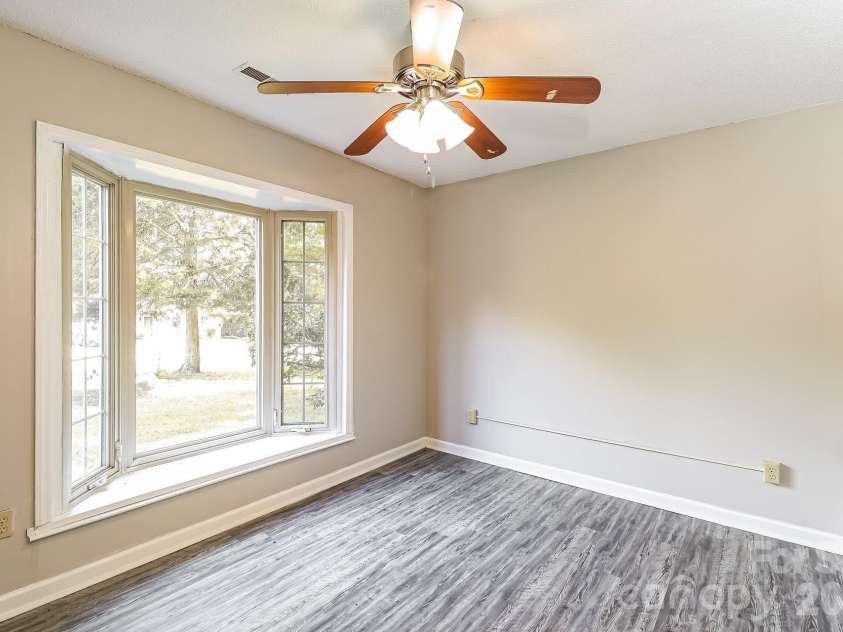 6701 Woodthrush Drive, Charlotte, NC 28227.  MLS# CAR4416822, YatesRealty ID 46542. 