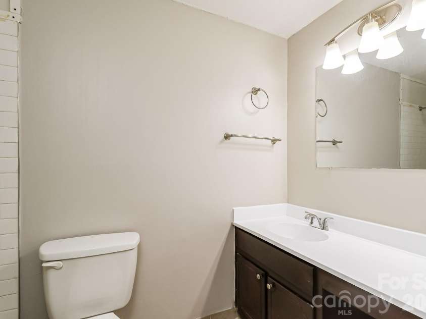 6701 Woodthrush Drive, Charlotte, NC 28227.  MLS# CAR4416822, YatesRealty ID 46542. 