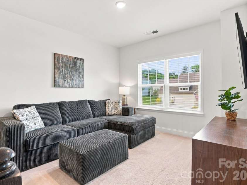 7041 Irongate Drive, Lancaster, SC 29720.  MLS# CAR4417160, YatesRealty ID 46543. 