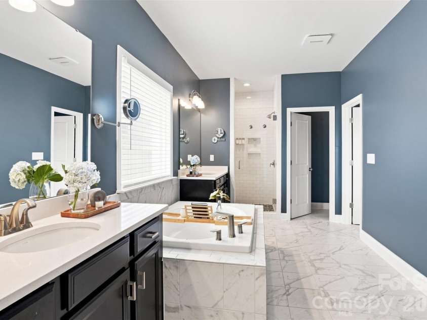 7041 Irongate Drive, Lancaster, SC 29720.  MLS# CAR4417160, YatesRealty ID 46543. 