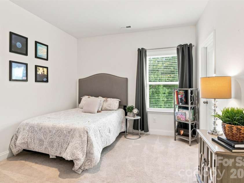 7041 Irongate Drive, Lancaster, SC 29720.  MLS# CAR4417160, YatesRealty ID 46543. 