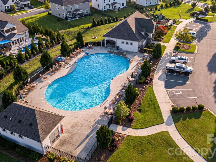 7041 Irongate Drive, Lancaster, SC 29720.  MLS# CAR4417160, YatesRealty ID 46543. 