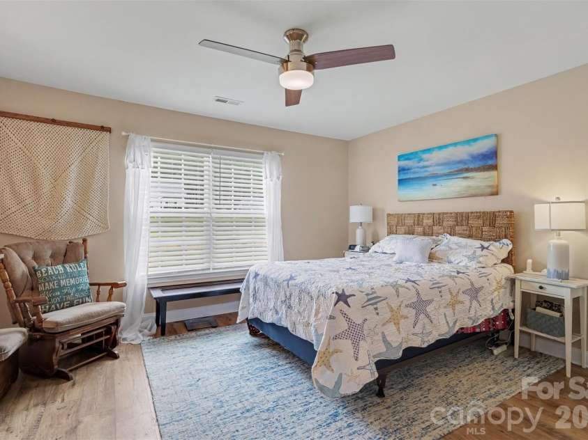 1505 Foxbrook Circle, Lancaster, SC 29720.  MLS# CAR4390971, YatesRealty ID 46546. 