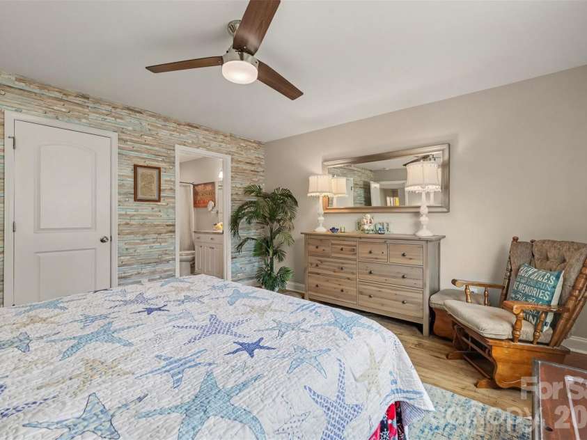 1505 Foxbrook Circle, Lancaster, SC 29720.  MLS# CAR4390971, YatesRealty ID 46546. 