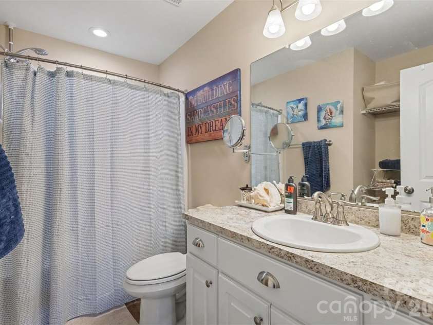 1505 Foxbrook Circle, Lancaster, SC 29720.  MLS# CAR4390971, YatesRealty ID 46546. 