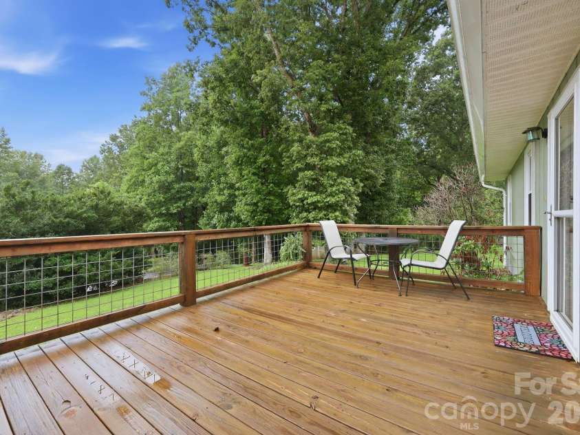 62 Hunters Field Lane, Mills River, NC 28759.  MLS# CAR4407487, YatesRealty ID 46548. 