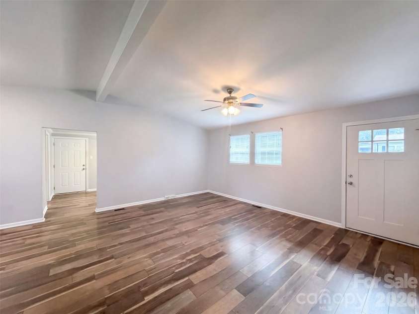 449 Virginia Avenue, Statesville, NC 28677.  MLS# CAR4417824, YatesRealty ID 46549. 