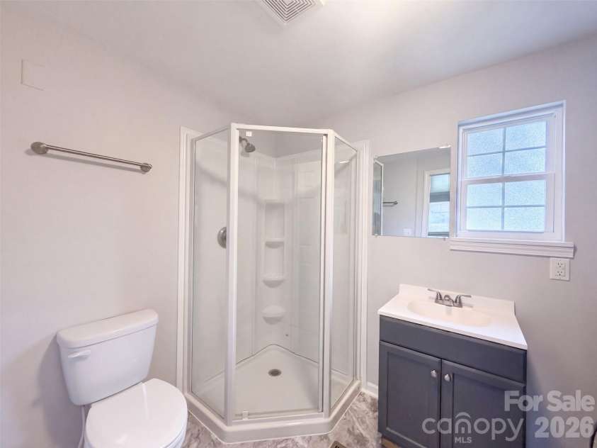 449 Virginia Avenue, Statesville, NC 28677.  MLS# CAR4417824, YatesRealty ID 46549. 