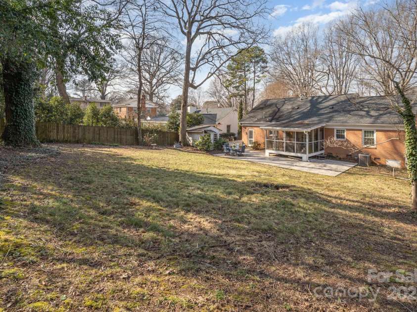 4001 Glenfall Avenue, Charlotte, NC 28210.  MLS# CAR4220300, YatesRealty ID 4655. 
